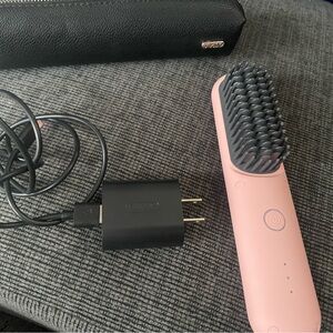 Tymo cordless Hair Straightening Brush with Case